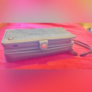 Case Me wallet phone case iPhone 11